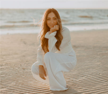 How Sarah Alouache Uses Her Passion to Stand Out in The Bridal Fashion Industry